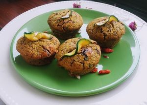 Muffins de Chocolate, Courgette e Beterraba at Amor e Hortelã in Porto