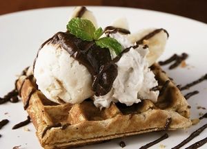   Waffle with Amazake-Chocolate & Banana at Future Food Cafe Restaurant Tubu Tubu in Tokyo