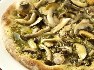 5 Kinds of Mushroom Pizza with Mochi-Awa Millet  at Future Food Cafe Restaurant Tubu Tubu in Tokyo