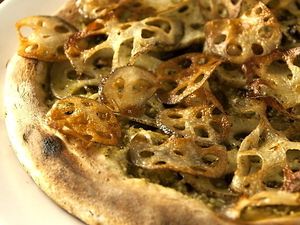 Mochi-Awa Pesto Pizza with Fried Lotus Root at Future Food Cafe Restaurant Tubu Tubu in Tokyo