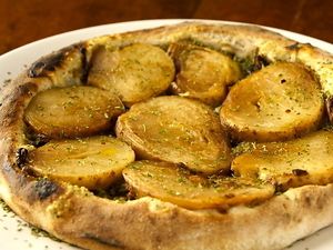 Mochi-Awa and Miso Potato Genova Pizza at Future Food Cafe Restaurant Tubu Tubu in Tokyo