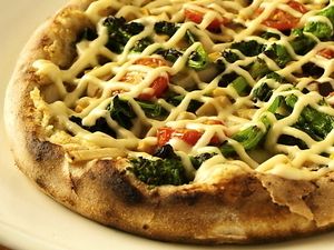 Tricolour Pizza with Amaranthus potato & Hie mayonnaise at Future Food Cafe Restaurant Tubu Tubu in Tokyo