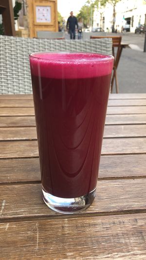 Fresh juice at SOJI in Marseille