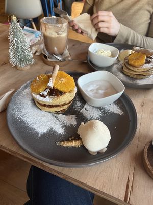 Mince pie pancakes, they had vegan cream and ice cream   at Kibble Bakery in Skipton