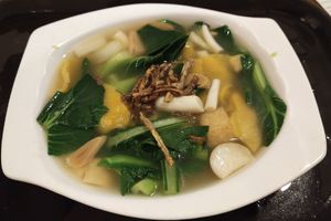 Bee Hoon Kuey at Maitree Cafe 慈素轩 in Central Singapore