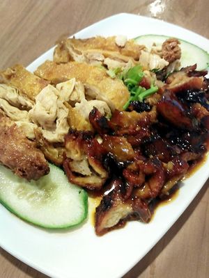 Yummy Veg Chicken & Roasted Veg Char Siew at Maitree Cafe 慈素轩 in Central Singapore