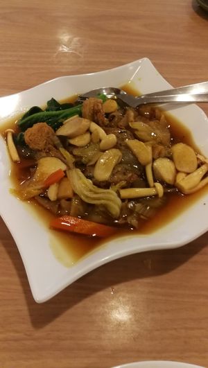 2. Hor Fun SGD4.50 at Maitree Cafe 慈素轩 in Central Singapore