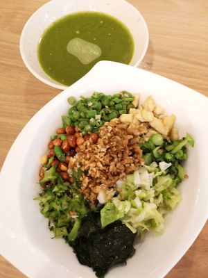 Thunder rice 擂茶 at Maitree Cafe 慈素轩 in Central Singapore