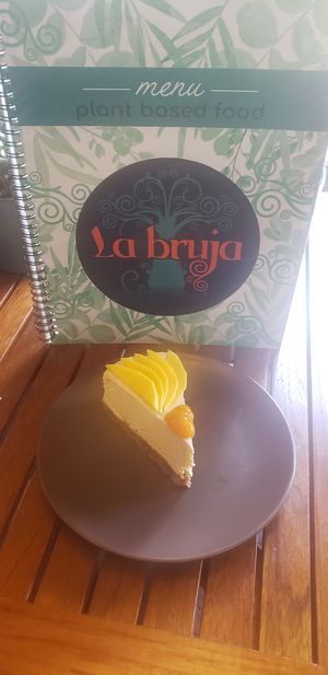 Raw Vegan cheesecake at La Bruja Vegan Foods in Antigua