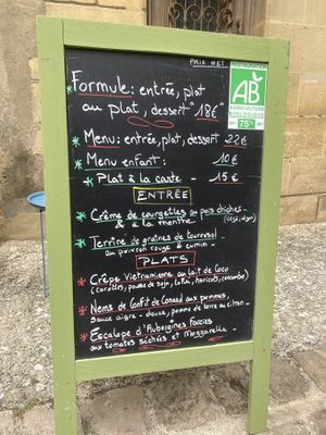 Sample Menu at Une Cuillère Pour Maman in Bergerac