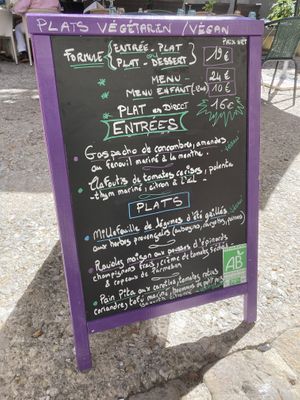 Menu for 13 July 2022   at Une Cuillère Pour Maman in Bergerac