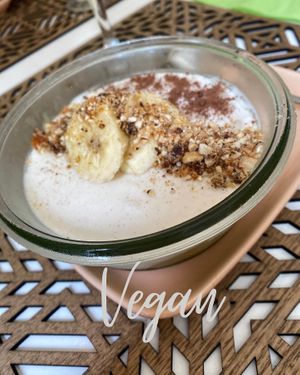 Crème amande sur rhubarbe   at Une Cuillère Pour Maman in Bergerac