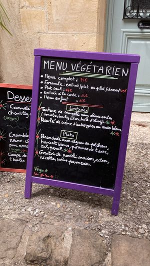 Menu for Wednesday 26 July 2023  at Une Cuillère Pour Maman in Bergerac