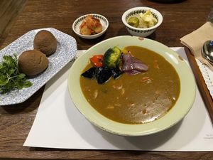 Eco curry with bread instead of rice    at Ecotopia in Busan