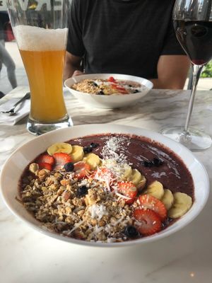 Açaí and cacao bowls at Makeout Colombia in Bogota