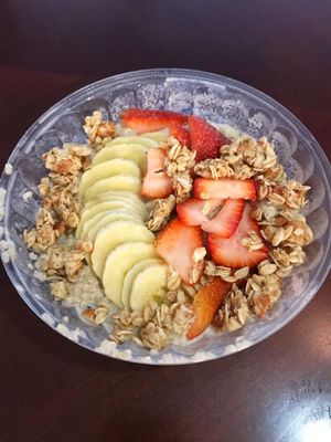 Quinoa Bowl via Rappi. Delicious! at Makeout Colombia in Bogota