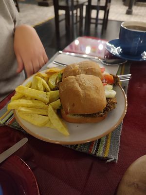 They served the food on a small plate that's why it looks big at Cafe Fusiones Chachapoyas in Chachapoyas