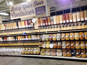 Bulk choices at MOM's Organic Market in Washington