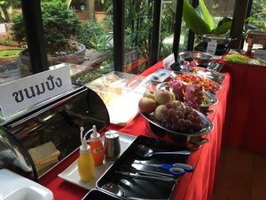 Fresh fruits and vegan cheese toasties at Waengbun Lampang in Lampang