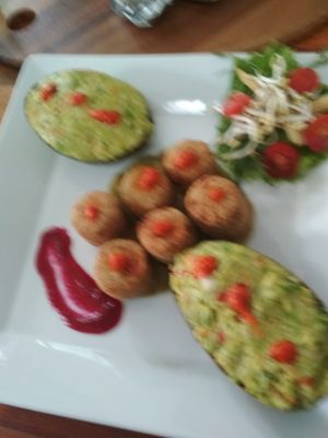 2 dishes at Green-Go Garden in Siem Reap