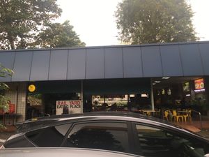    Rail Yard Eating Place  at Hong Huat Vegetarian Food 宏發(斋)素食 in Central Singapore
