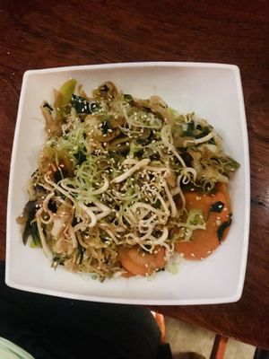 Veggie bowl at Vida Hermosa in Playa Hermosa