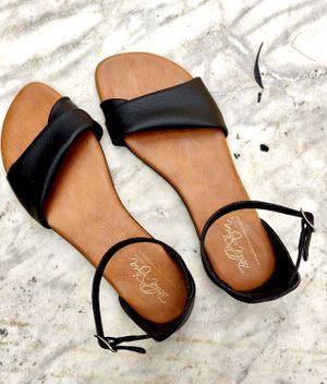 Cactus shoes at Furture Scarpe e Accessori Cruelty Free in Rome