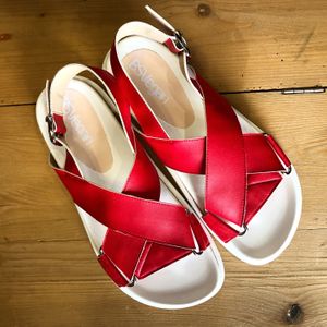 Corn sandals at Furture Scarpe e Accessori Cruelty Free in Rome