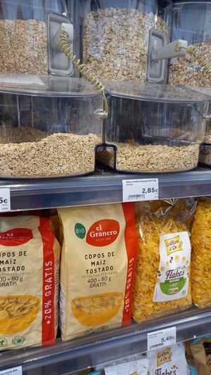 bulk food at Veritas - Carrer del Torrent de l'Olla in Barcelona