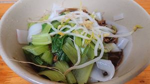 Dry noodles, big portion (you can choose from three types of noodles) 乾麵, $50 NTD at Da Jia Vegetarian - Zhongzheng District in Taipei