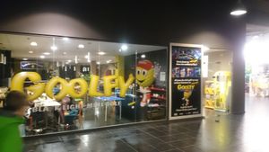 'Goolfy' is an inside golf court at Vegetalicia in Namur