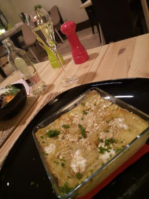 Lasagne au poireaux, chou et soja at Vegetalicia in Namur