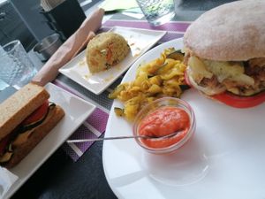 Tapa y platos at Casa Veggy in Nerja