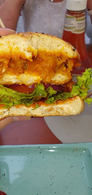 No Chicken Burger..ein Traum das  Apfel-Zwiebel Chutney at Patchwork Food & Bar in Kulmbach