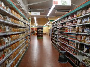 Alley at Satoriz in Geispolsheim