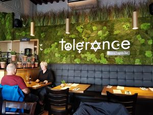 Interior decor at Napo's Quality Grill in Antwerpen