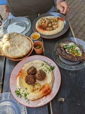 Himmus at D&A Hummus Bistro - Oostenburgergracht in Amsterdam