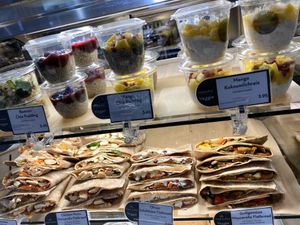 food at Dean & David - Trankgasse in Cologne