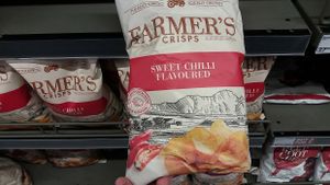 Yes!!!! These particular crisps are vegan and Woolworths very often has a buy 2 and get 1 free option, so look out for these. They are gorgeous.  at Woolworths - Douglasdale in Johannesburg