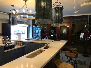 atmosphere at OH! Juice in Encinitas