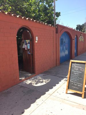 Entry from the street  at Rincon Flamenco Cafe in La Serena