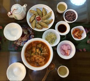 a meal for two: delicious! at Oh Se Gae Hyang - 오세계향 in Seoul