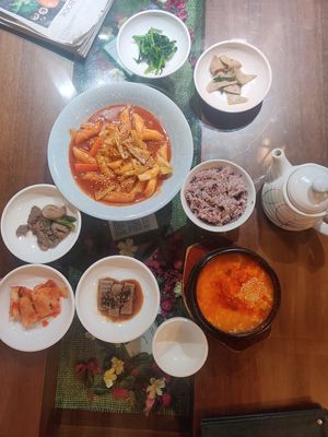 Yum! at Oh Se Gae Hyang - 오세계향 in Seoul
