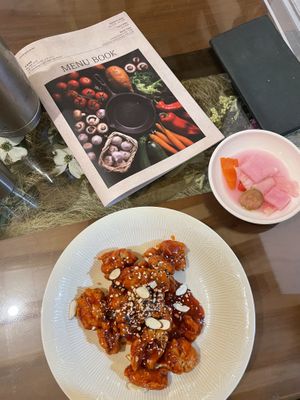 Chicken   at Oh Se Gae Hyang - 오세계향 in Seoul