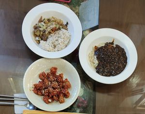 Bulgogi with rice, jajangmyeon and fried chicken (not spicy)  at Oh Se Gae Hyang - 오세계향 in Seoul