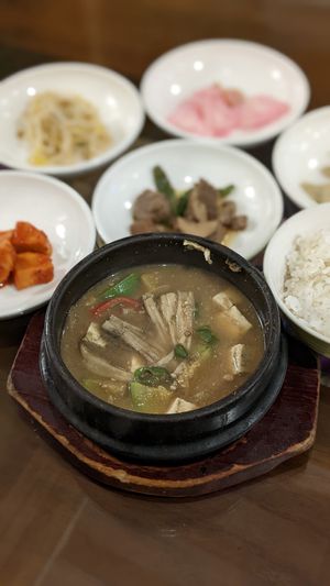 Bean Paste Stew 옛날된장찌개 at Oh Se Gae Hyang - 오세계향 in Seoul