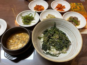 Cirsium Setidents Bibimbab #Veganuary at Oh Se Gae Hyang - 오세계향 in Seoul
