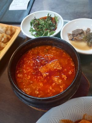 Spicy tofu stew at Oh Se Gae Hyang - 오세계향 in Seoul