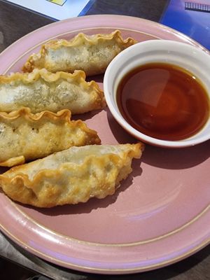 Veggie dumplings and soya sauce at Oh Se Gae Hyang - 오세계향 in Seoul