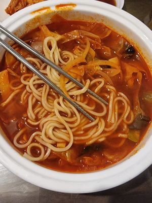Spicey noodle soup (can have rice instead of noodles) at Oh Se Gae Hyang - 오세계향 in Seoul
